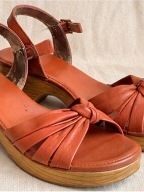 Vintage 70s Cobbies Leather Wedge Sandals - Brown Knotted Strappy Platforms